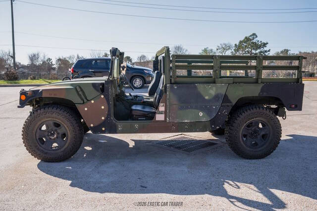 2010 AM General Hummer