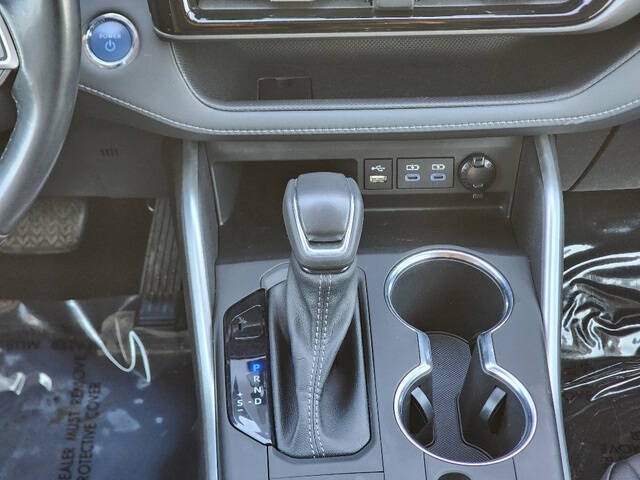 2022 Toyota Highlander Hybrid XLE