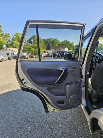 2003 Toyota RAV4