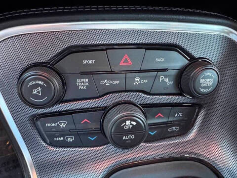 2016 Dodge Challenger R/T Scat Pack