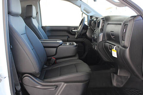 2025 Chevrolet Silverado 3500HD CC