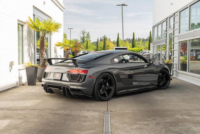 2017 Audi R8 10