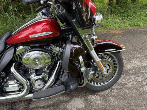 2013 Harley-Davidson FLHTK - Electra Glide Ul