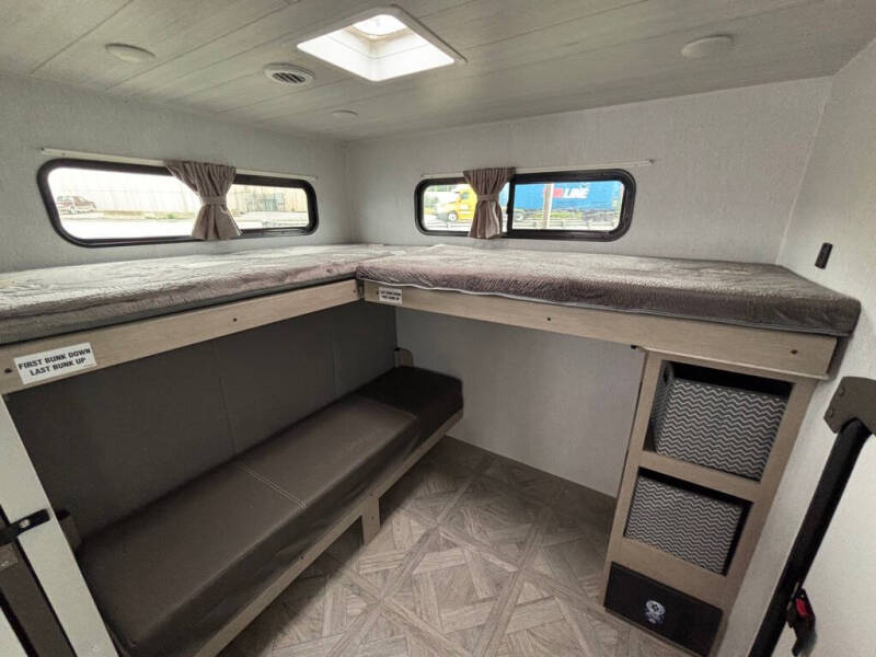 2024 Forest River SALEM 29VBUD