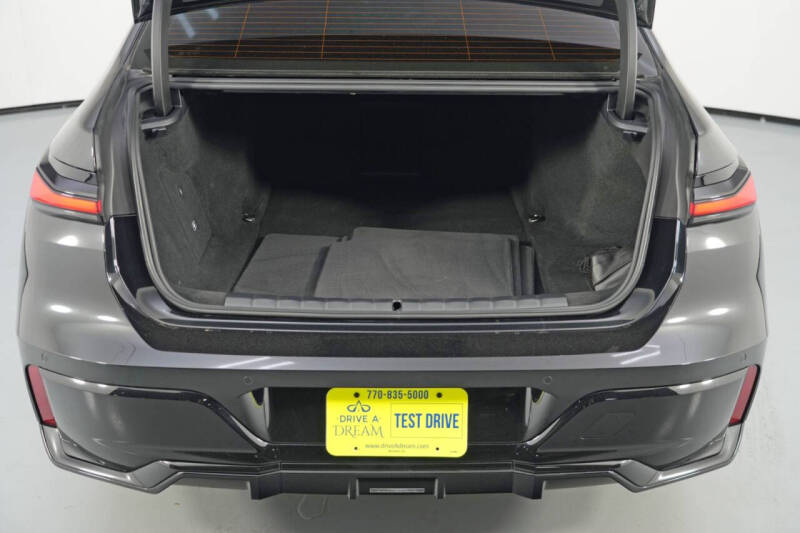 2024 BMW i7 eDrive50