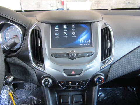 2017 Chevrolet Cruze LT Auto