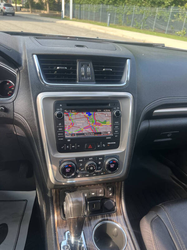 2015 GMC Acadia Denali