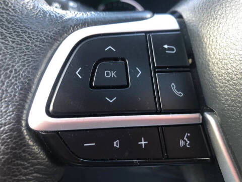 2024 Toyota Sienna XLE 7-Passenger