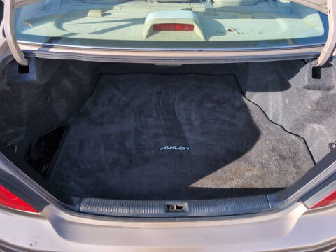 2001 Toyota Avalon XLS