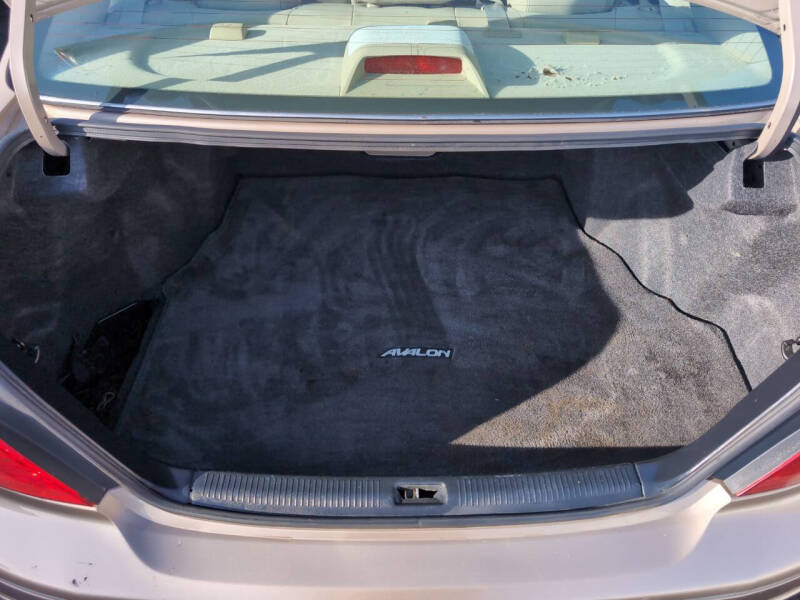 2001 Toyota Avalon XLS