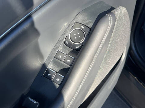 2023 Ford Mustang Mach-E Select