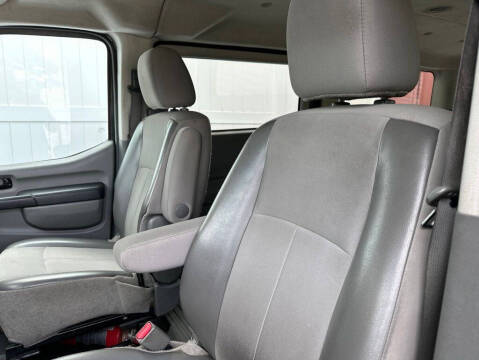 2015 Nissan NV