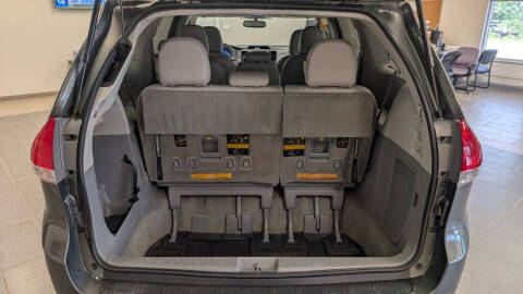 2012 Toyota Sienna