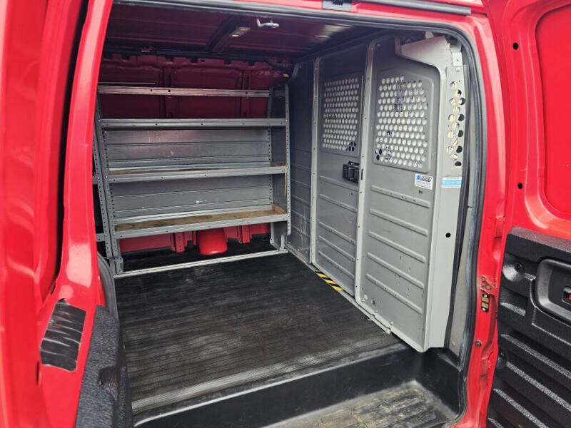 2019 Chevrolet Express 2500
