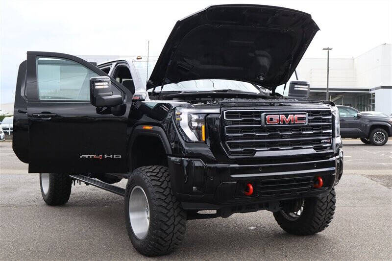 2025 GMC Sierra 3500HD