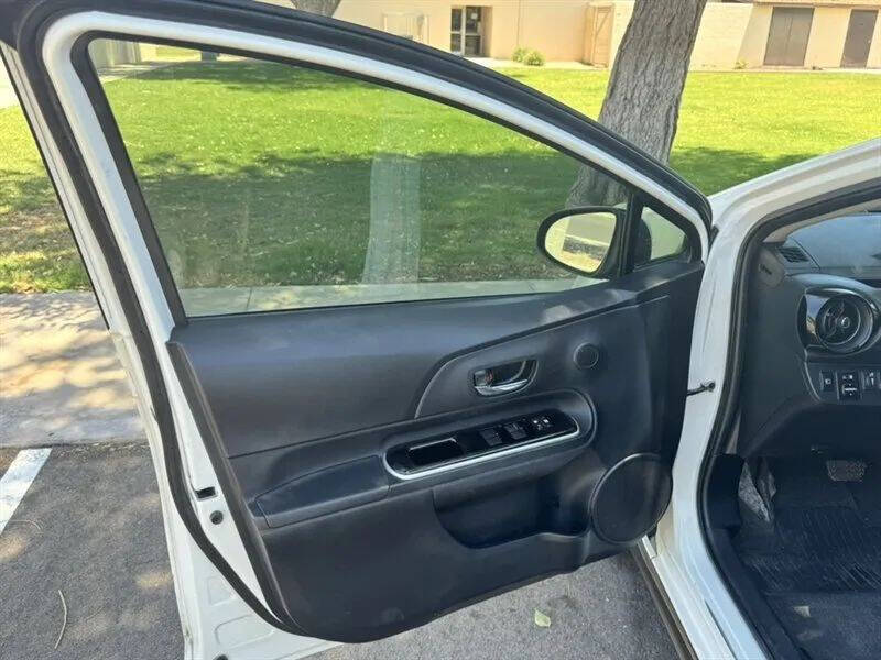 2018 Toyota Prius c