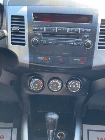 2010 Mitsubishi Outlander ES