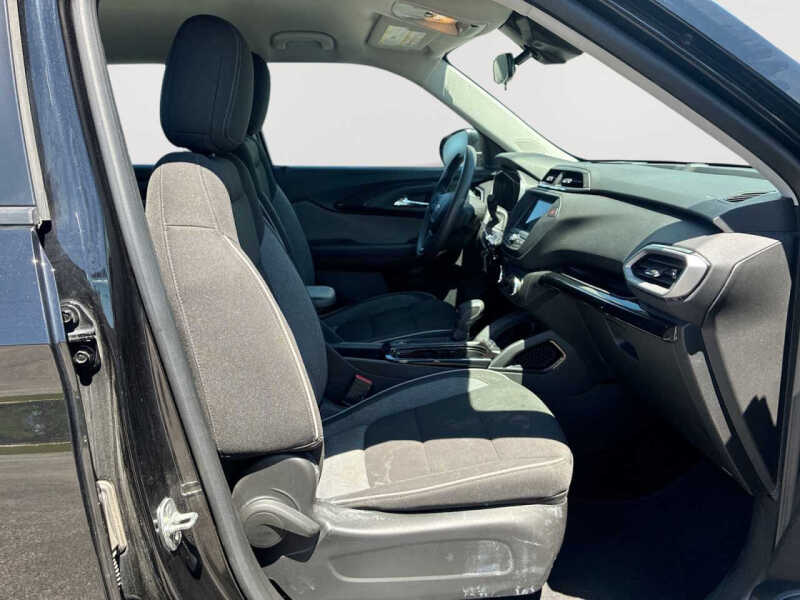 2023 Chevrolet TrailBlazer LS