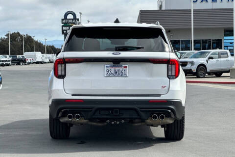 2025 Ford Explorer ST