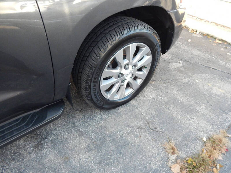 2011 Toyota Sequoia Limited