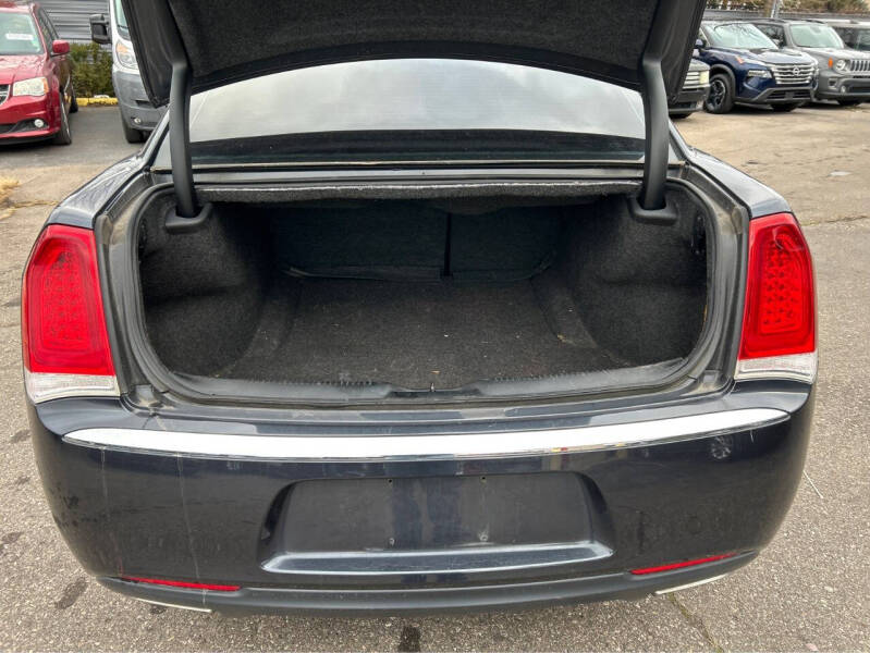 2018 Chrysler 300 Touring L