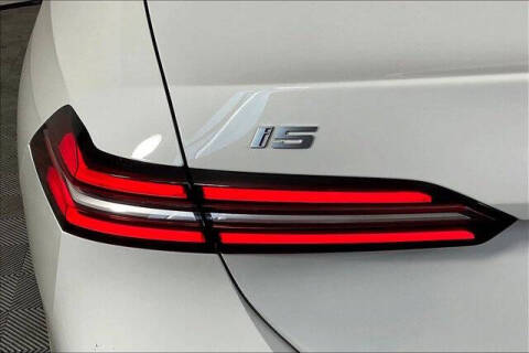 2024 BMW i5 eDrive40