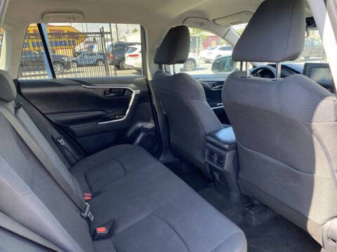 2019 Toyota RAV4 Hybrid LE