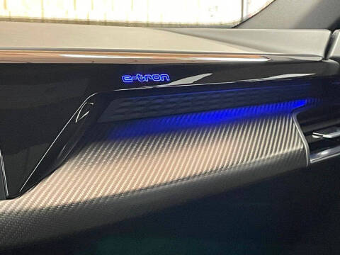 2023 Audi e-tron GT quattro Premium Plus