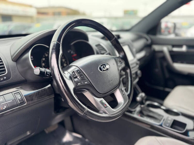 2014 Kia Sorento SX Limited