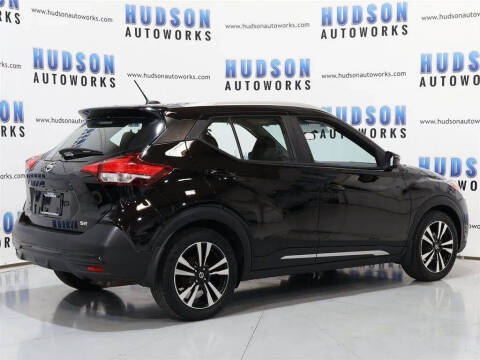 2019 Nissan Kicks SR