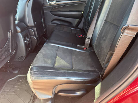 2019 Jeep Grand Cherokee Laredo