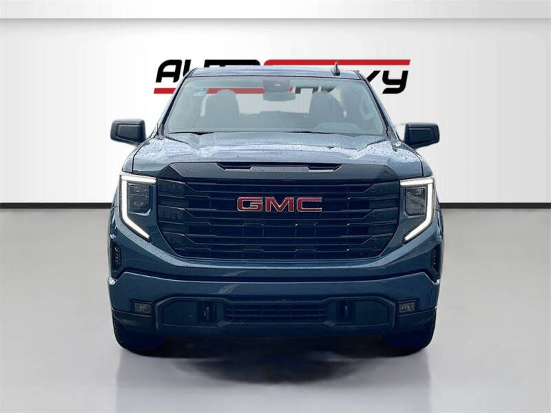 2024 GMC Sierra 1500 Elevation Standard
