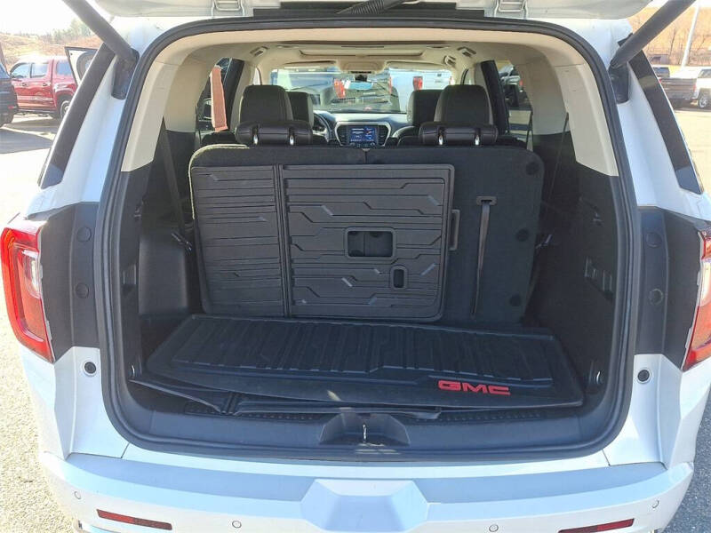 2022 GMC Acadia Denali