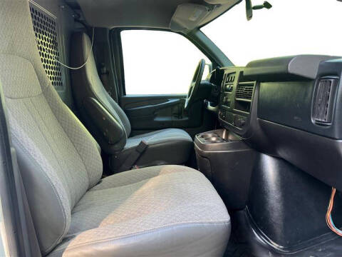 2015 GMC Savana 2500