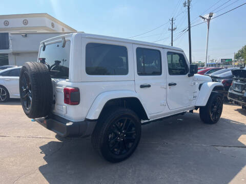 2024 Jeep Wrangler Sahara 4xe