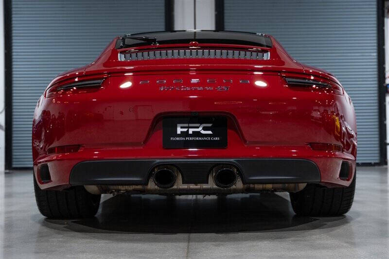 2019 Porsche 911 Carrera 4S