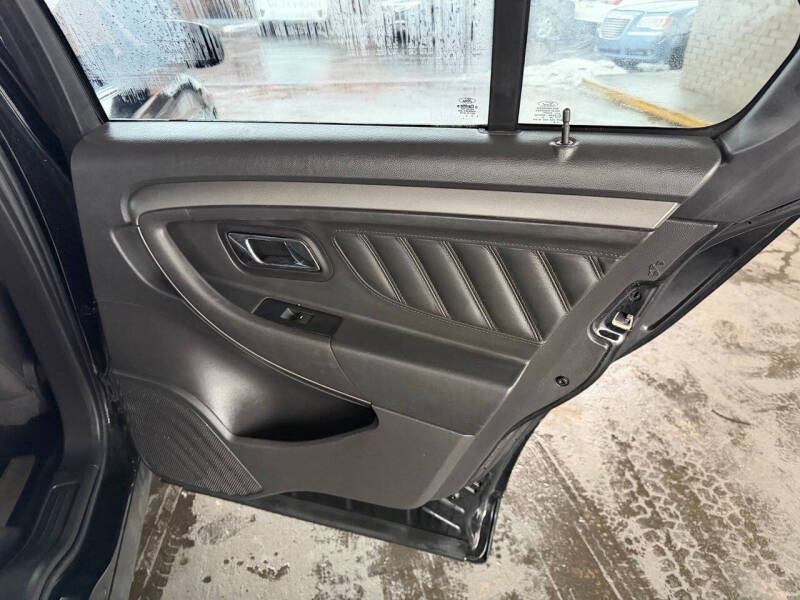 2010 Ford Taurus SEL