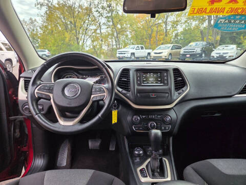 2016 Jeep Cherokee Sport