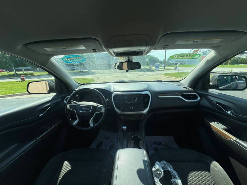 2019 GMC Acadia SLE-2
