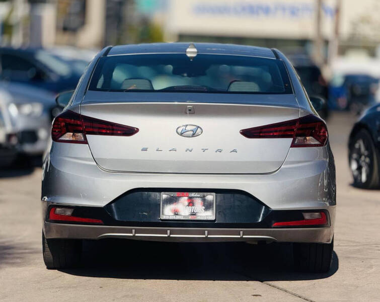 2020 Hyundai Elantra