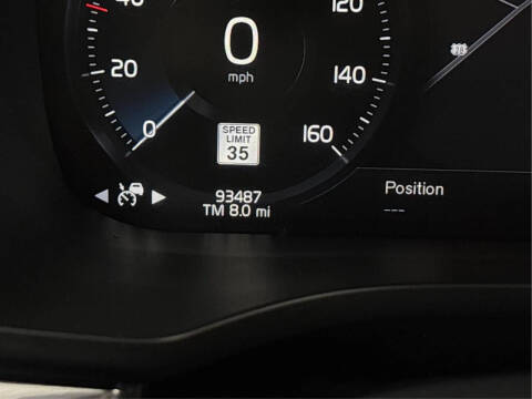 2018 Volvo XC60 T5 R-Design