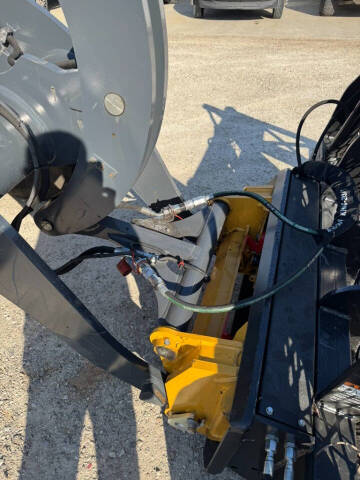 2023 John Deere 324P