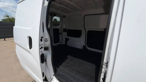 2017 Nissan NV200
