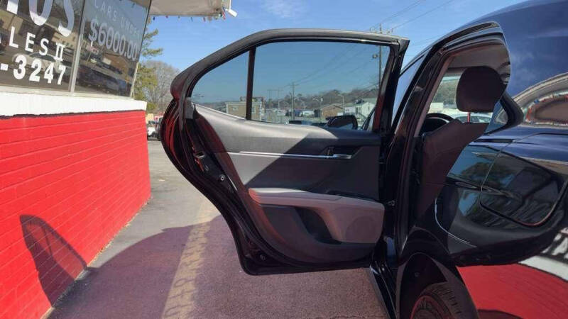 2020 Toyota Camry LE