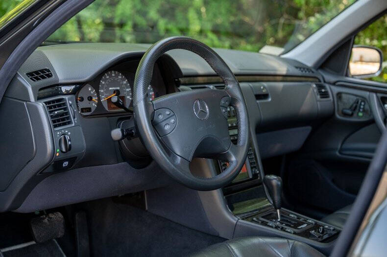 2000 Mercedes-Benz E-Class E 55 AMG