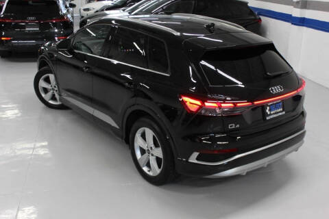 2025 Audi Q4 e-tron quattro Premium 55