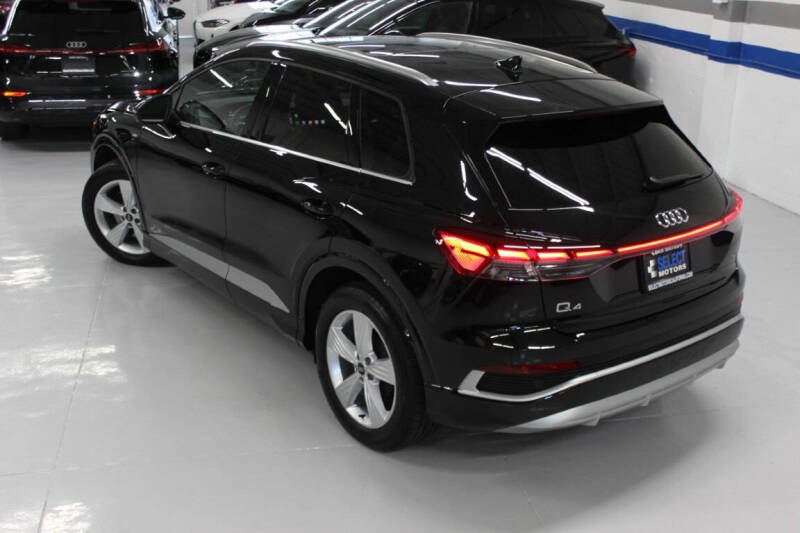 2025 Audi Q4 e-tron quattro Premium 55