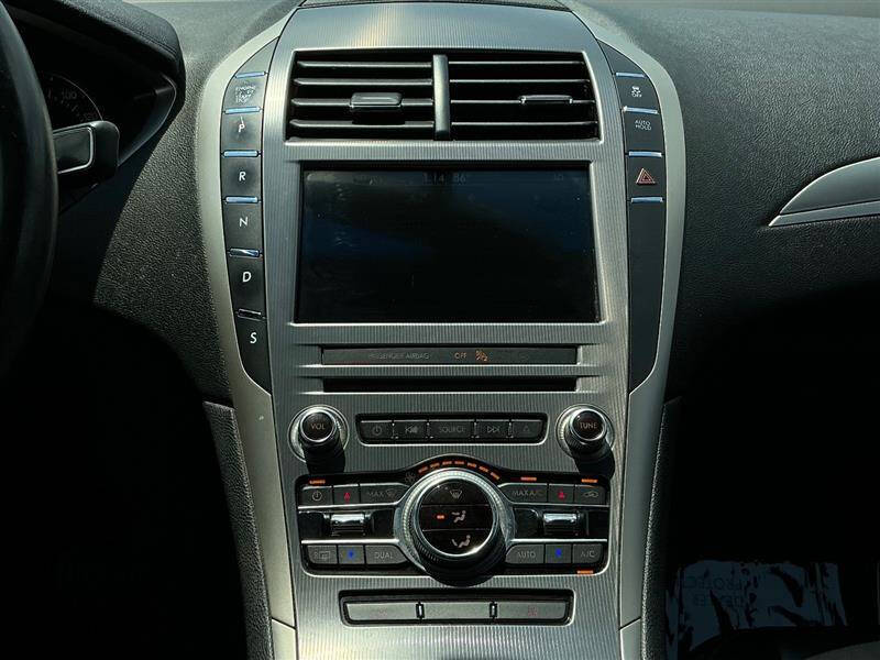 2017 Lincoln MKZ Premiere