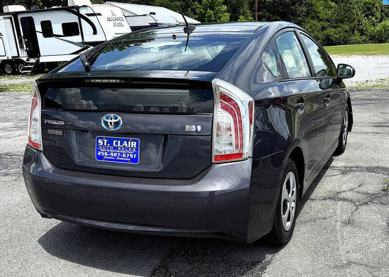 2012 Toyota Prius Two