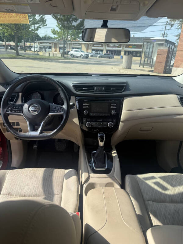 2017 Nissan Rogue SL